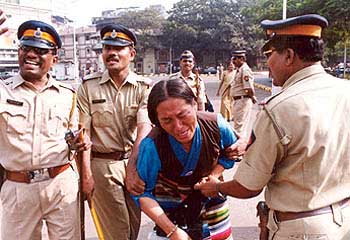 Brave Tibetans being taken into custody